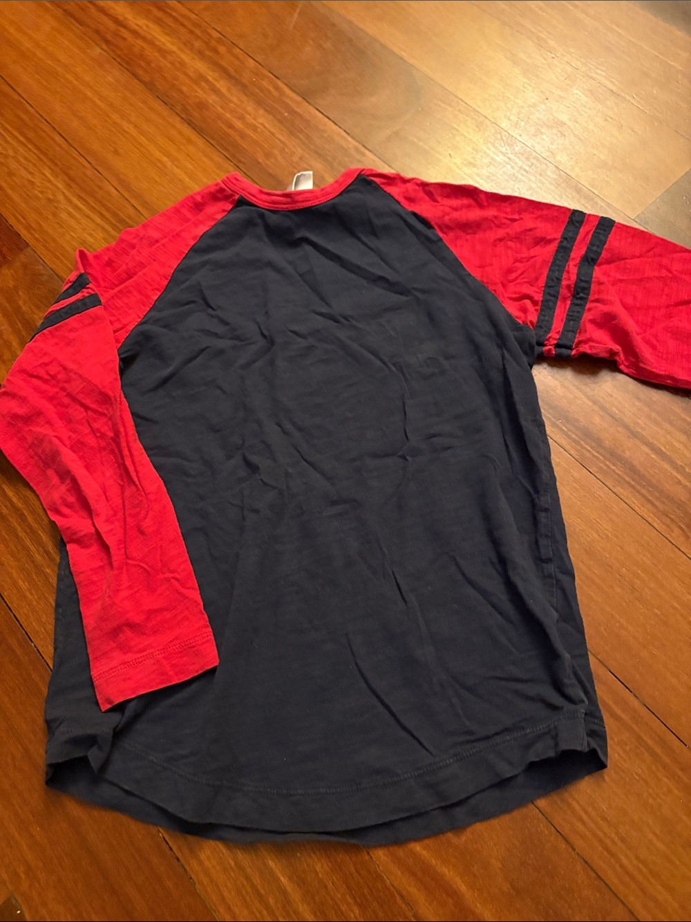 Hanna Andersson Navy Body with Red Raglan Sleeves Long-Sleeve Tee